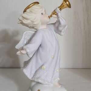 Vintage 1994 Enesco Heavenly Kingdom Angel